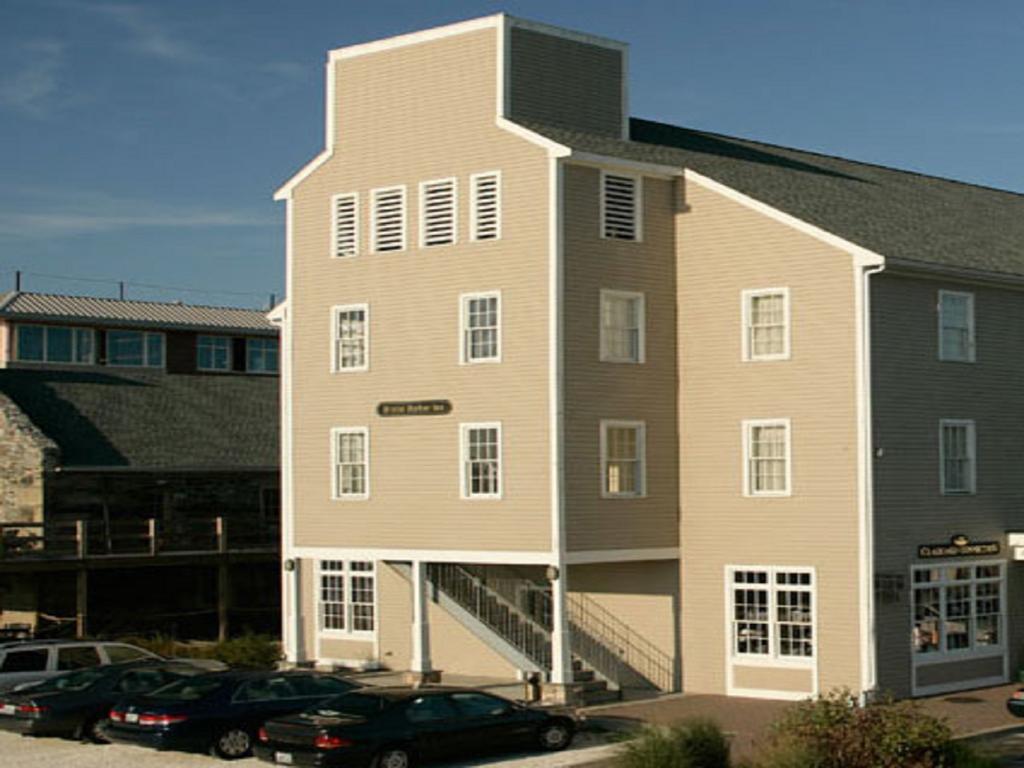 Bristol Harbor Inn Exterior foto